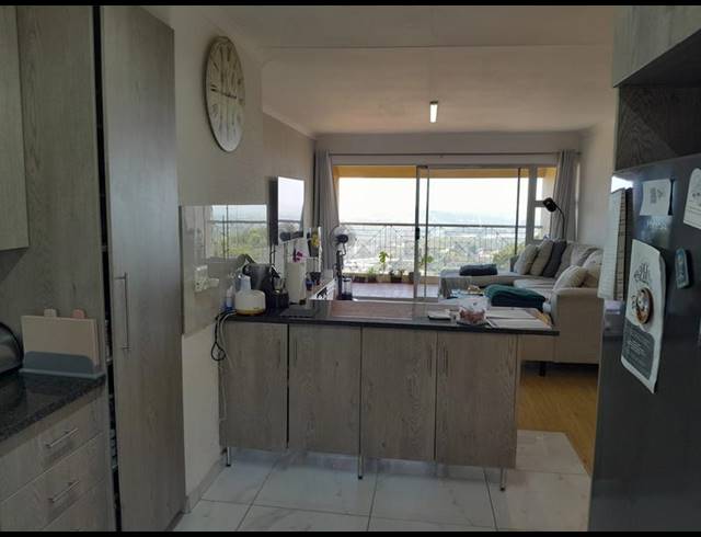 2 BEDROOM TOWNHOUSE FOR SALE IN PRIMROSE HILL